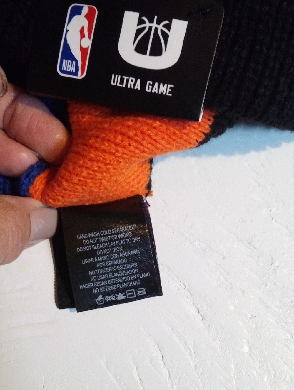 HISTORY ! New York Knicks NBA Knit Pom Beanie - Blue & Orange & Black NWT - Picture 8 of 8